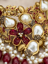 Kundan Bridal Choker Set with Maang Tikka, Jhumka Earrings & Passa – Antique Gold Finish