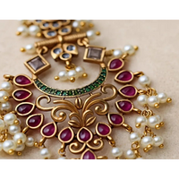 Antique Gold Kundan Maang Tikka with Pearl Cluster – Bridal Bindiya - Jewel Galore